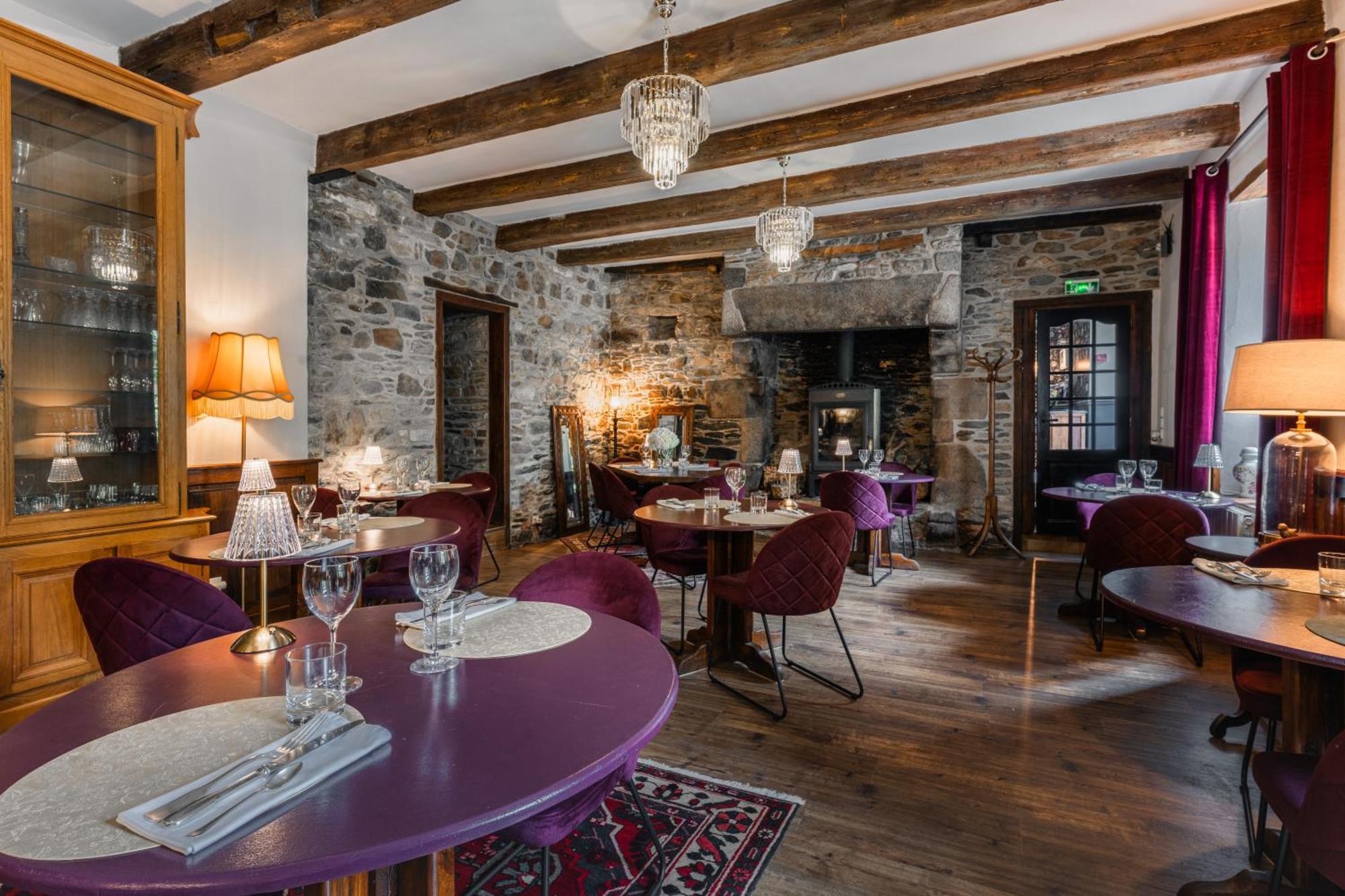 Hotel Kastell Dinec'H Minihy-Tréguier Buitenkant foto